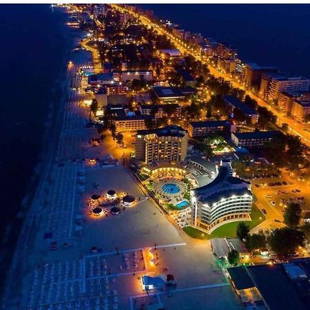 Mamaia Central Studios Luaran gambar